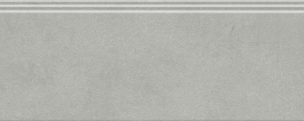Плинтус Чементо серый матовый обрезной 30x12